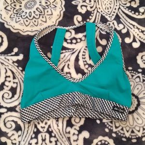Sports bra